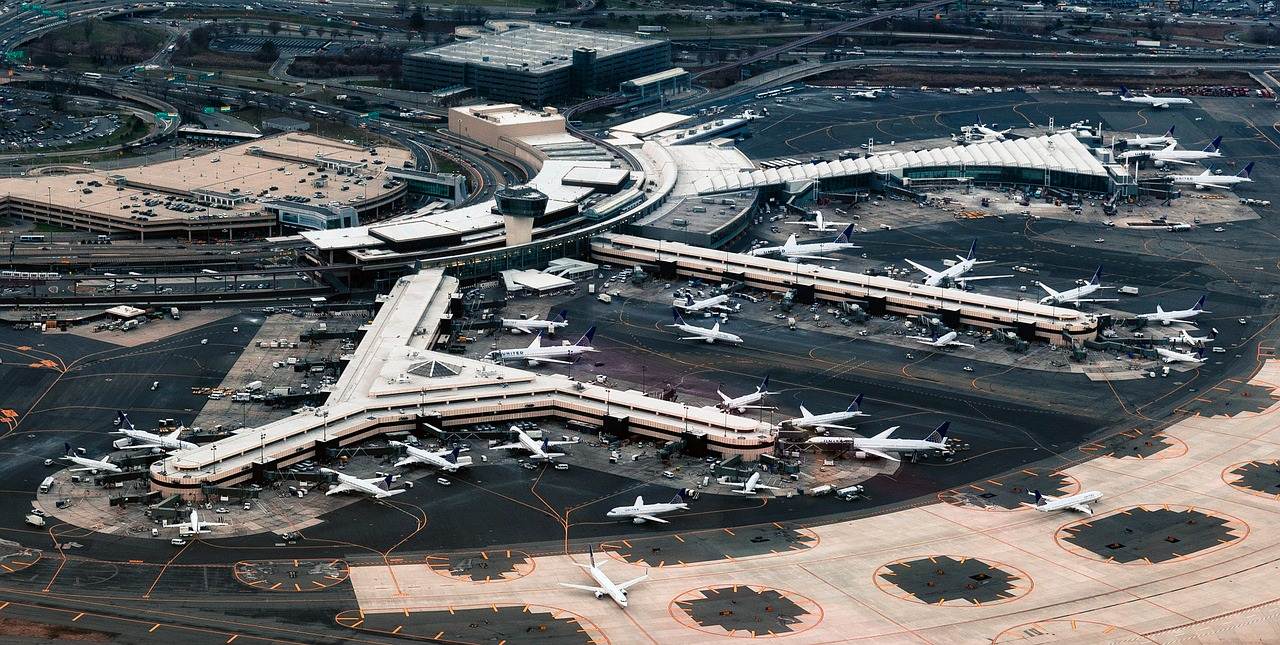 Aeroporto de Newark New Jersey nos Estados Unidos visto de cima