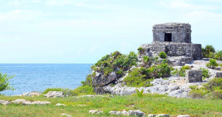 Ruínas de Tlum na Riviera Maya no México