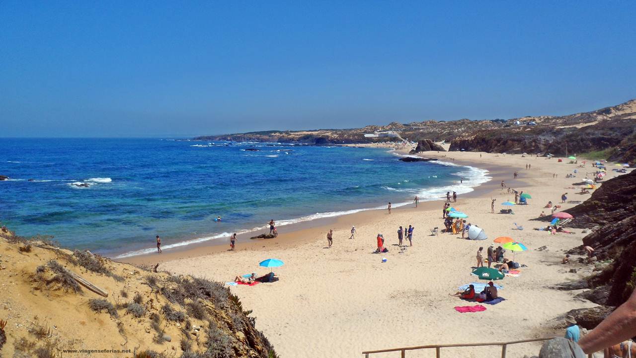 Praia de Almograve vista da ponta Sul