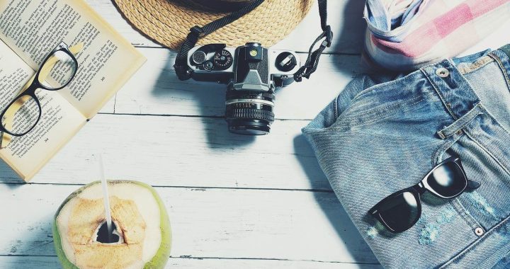 Objectos de um viajante em turismo
