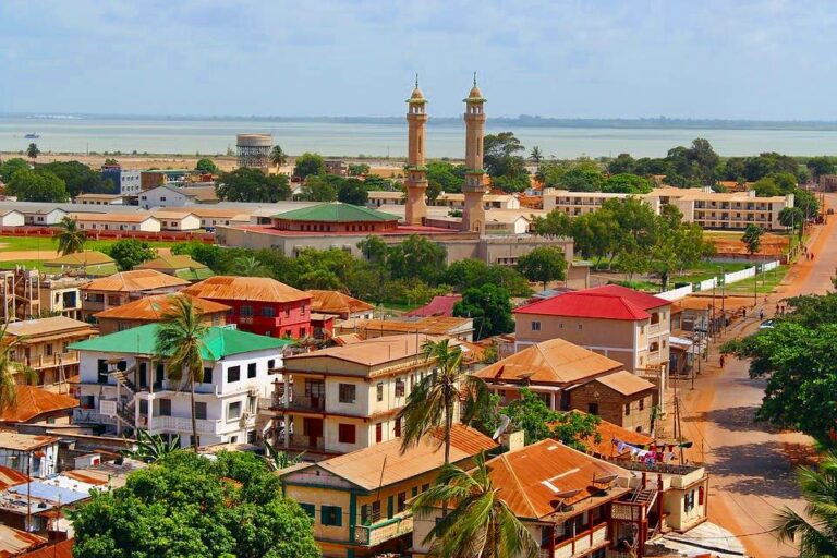 Vista da cidade de Banjul na Gâmbia