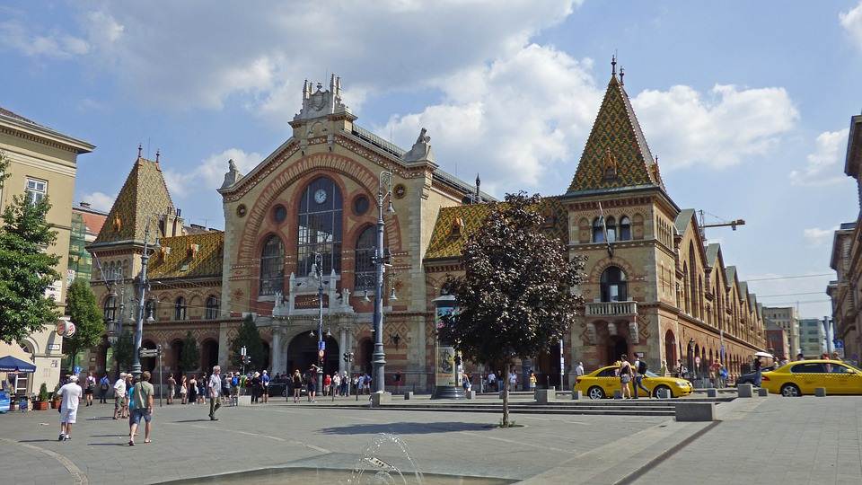 Frente do Grande Mercado Municipal de Budapeste
