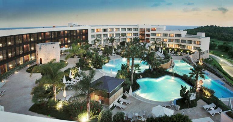 Exterior do hotel Hotel Dolce by Wyndham Sitges Barcelona