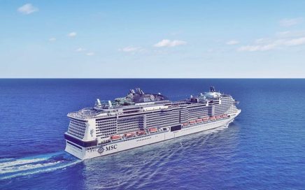 Navio MSC Grandiosa em navegação