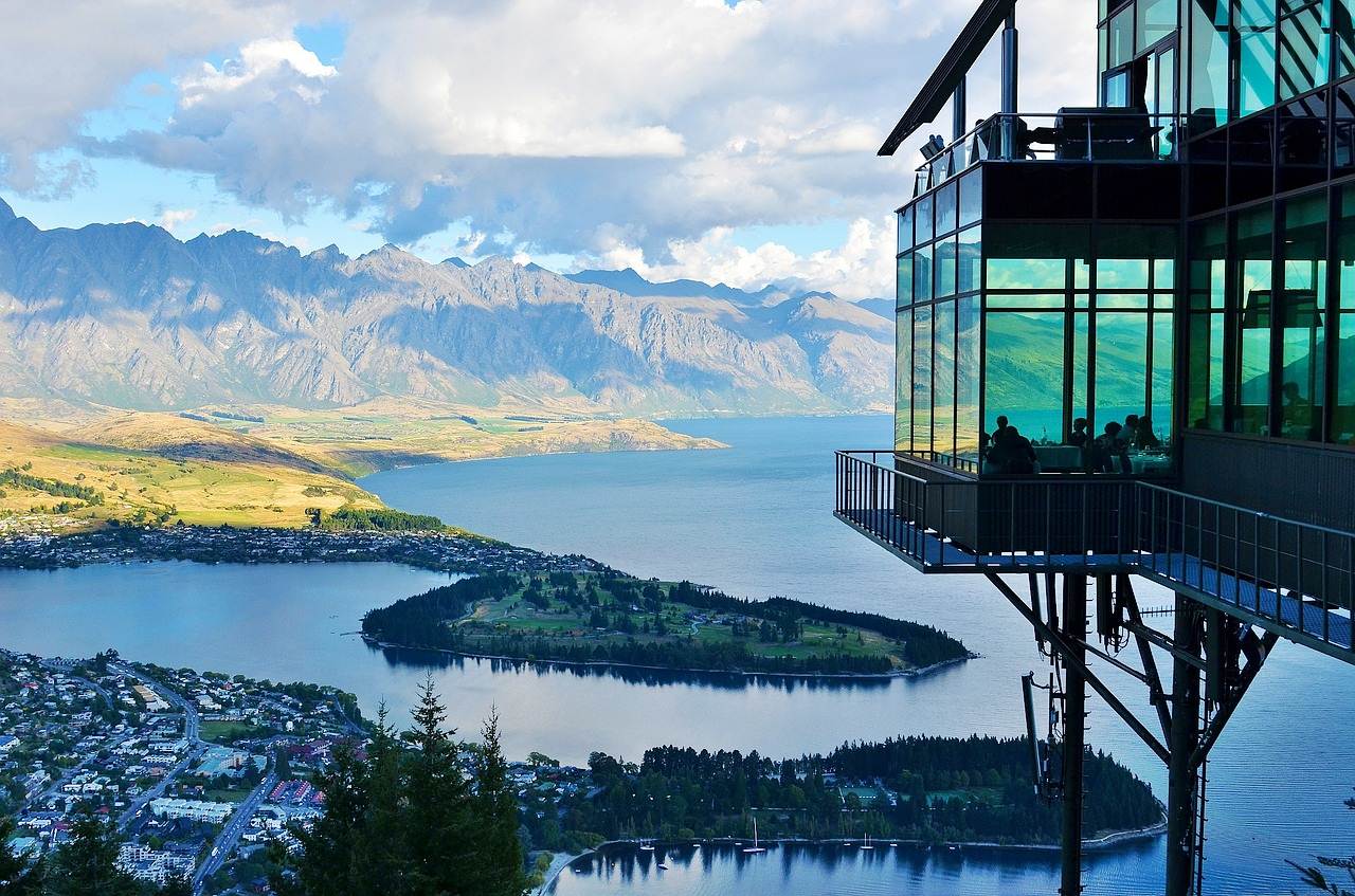 Miradouro de lagos e montanha na Nova Zelândia