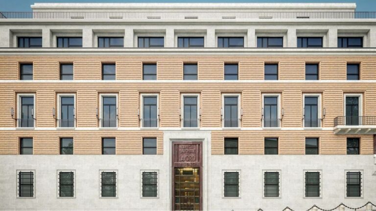 Fachada do hotel Rosewood Roma