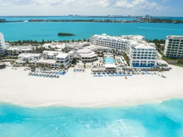Hotel Wyndham Alltra Cancun visto de cima