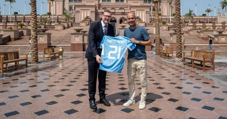 Guardiola pelo Manchester City no Emirates Palace
