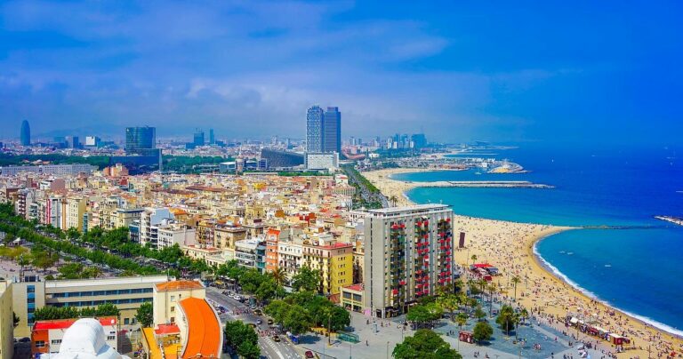 Costa maritima da cidade de Barcelona