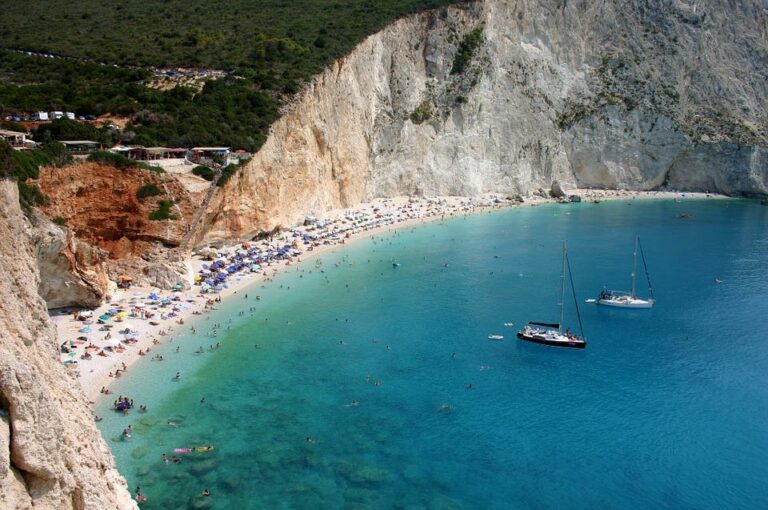 Praia em Lefkas na Grécia